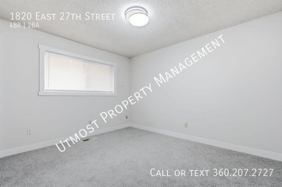 1820 E 27th St - Photo 7 of 11