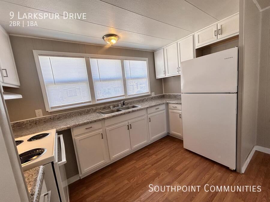 9 Larkspur Dr - Photo 3 of 8