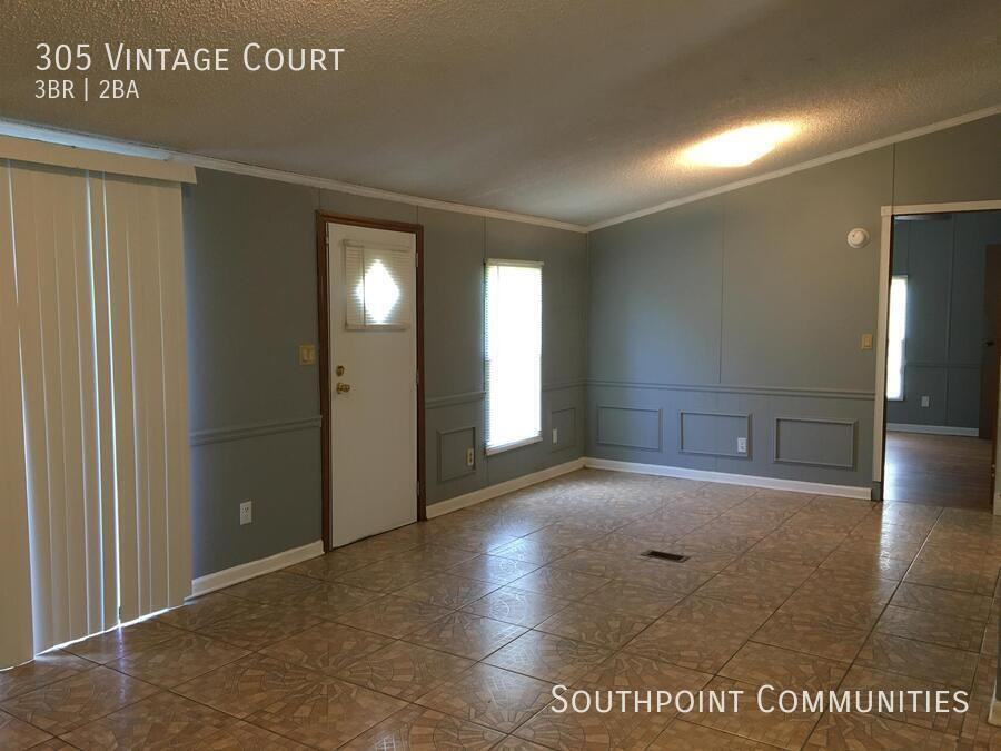 305 Vintage Ct - Photo 6 of 11