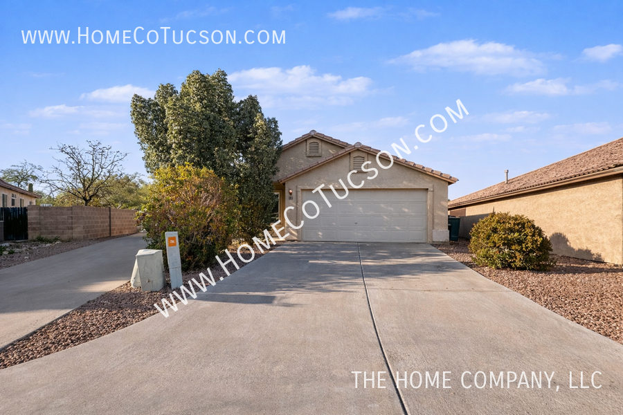 2314 W Silvergate Pl