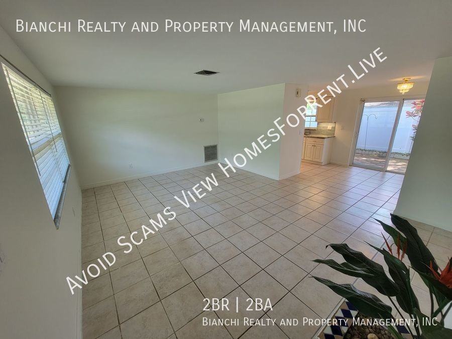 501 Lake Palms Dr - Photo 3 of 14