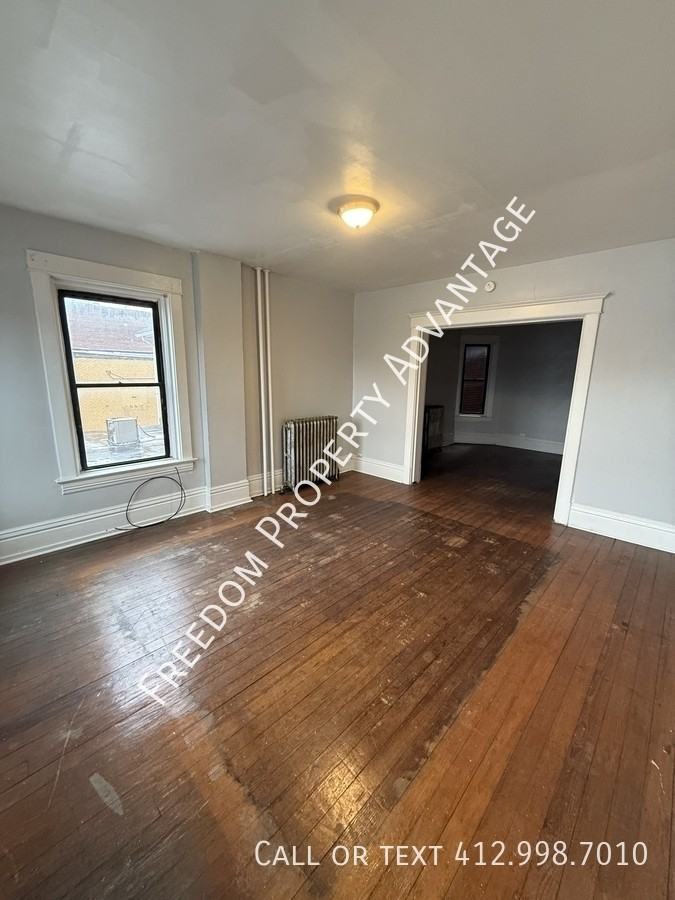 224 N Main St #9 - Photo 4 of 9