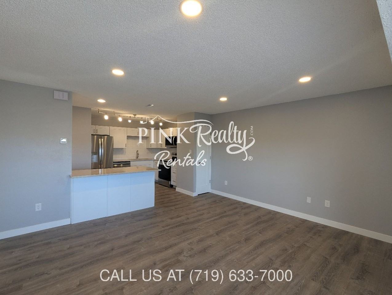 4435 Hunting Meadows Cir - Photo 6 of 24