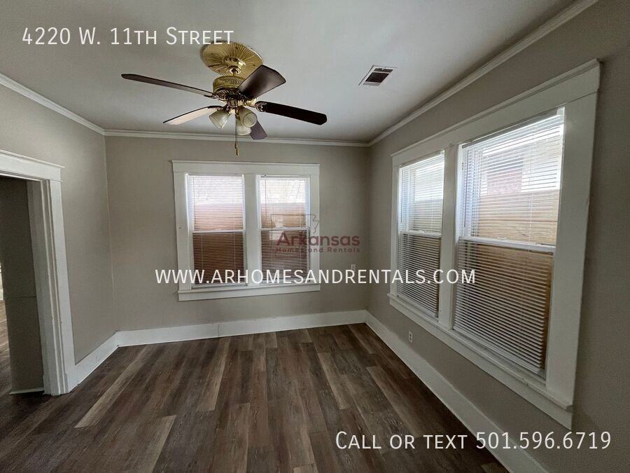 4220 W 11th St - Photo 3 of 9