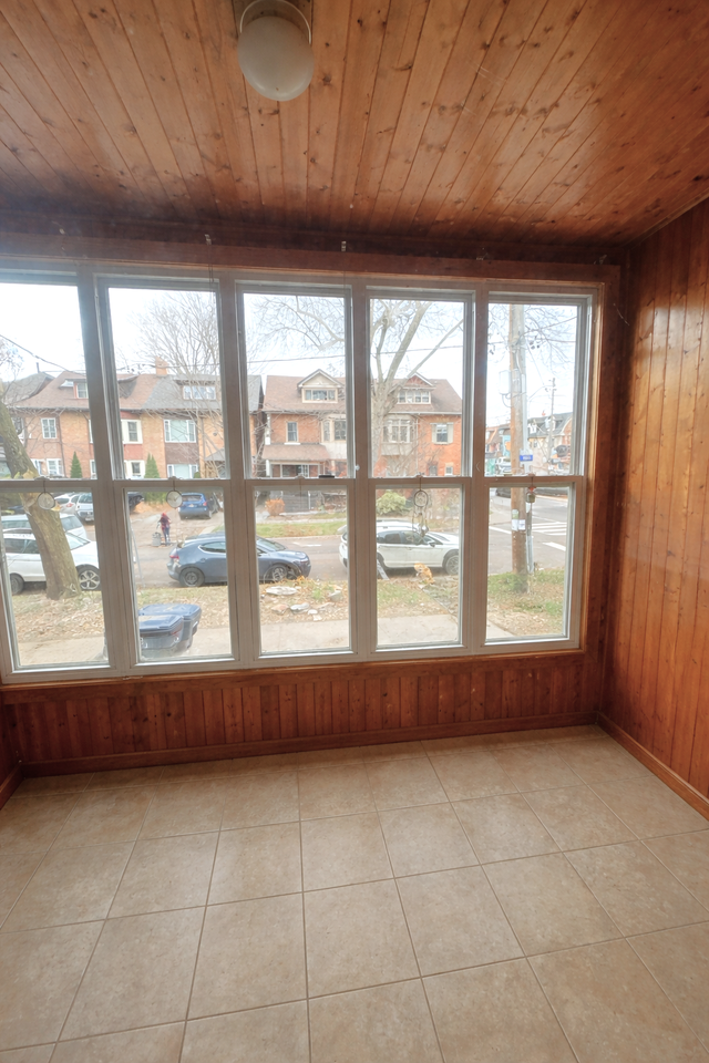 209 Madison Ave #1 - Photo 3 of 8