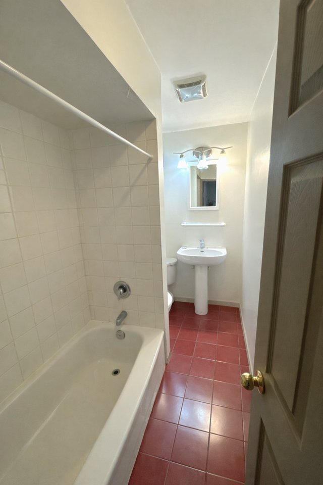 209 Madison Ave #1 - Photo 6 of 8