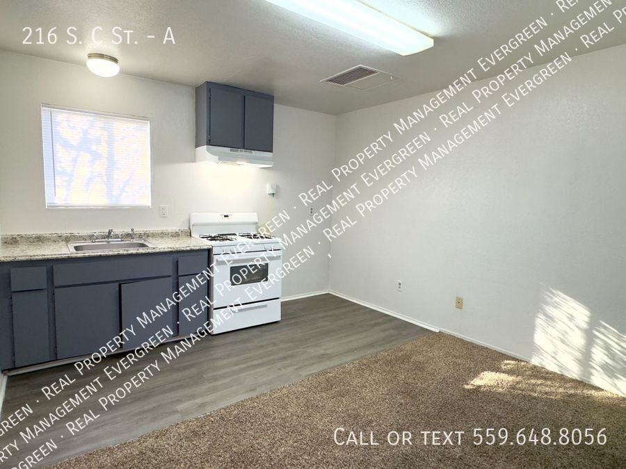 216 S C St #A - Photo 4 of 9