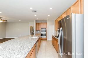 featured image of 577 Comodo St