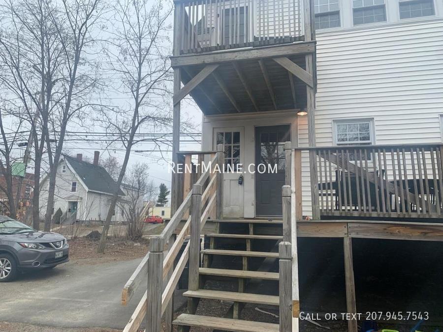 454 S Main St #B - Photo 2 of 12