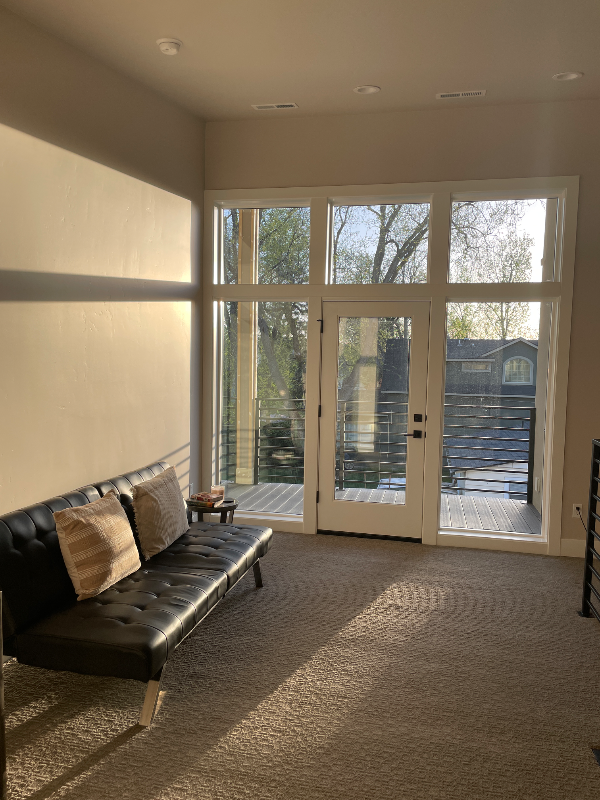 2705 W Woodlawn Ave - Photo 7 of 15