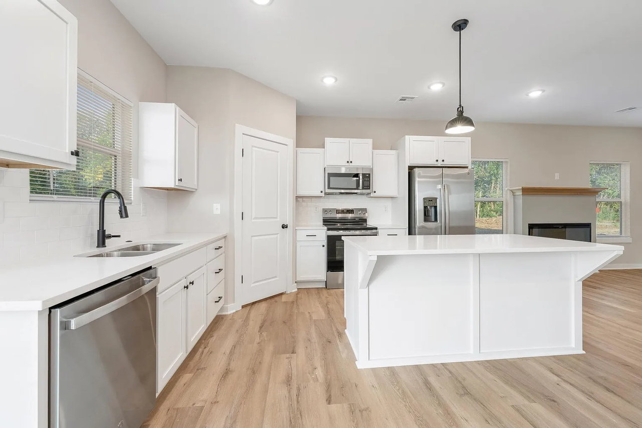 2123 W Elk Ridge Ave - Photo 3 of 13