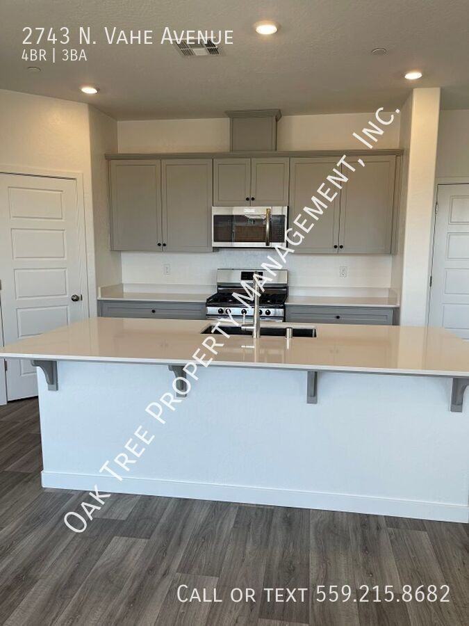 2743 N Vahe Ave - Photo 2 of 18