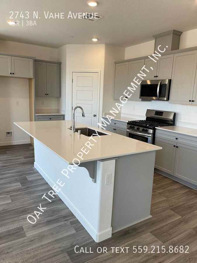 2743 N Vahe Ave - Photo 4 of 18