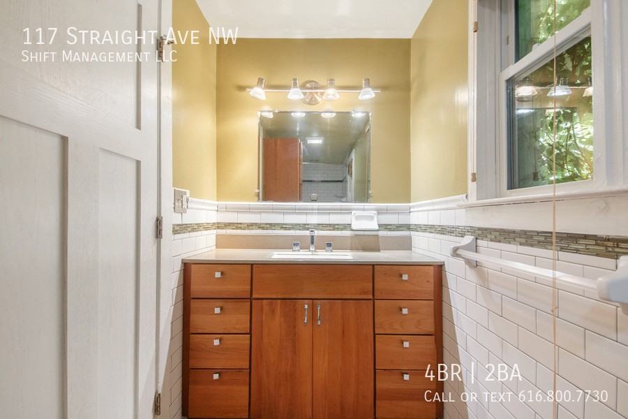 117 Straight Ave Nw - Photo 7 of 15