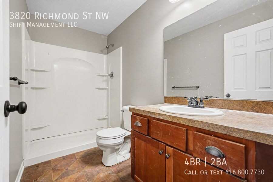 3820 Richmond St Nw - Photo 7 of 24