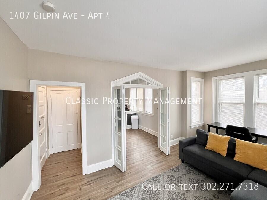 1407 Gilpin Ave #4 - Photo 3 of 35