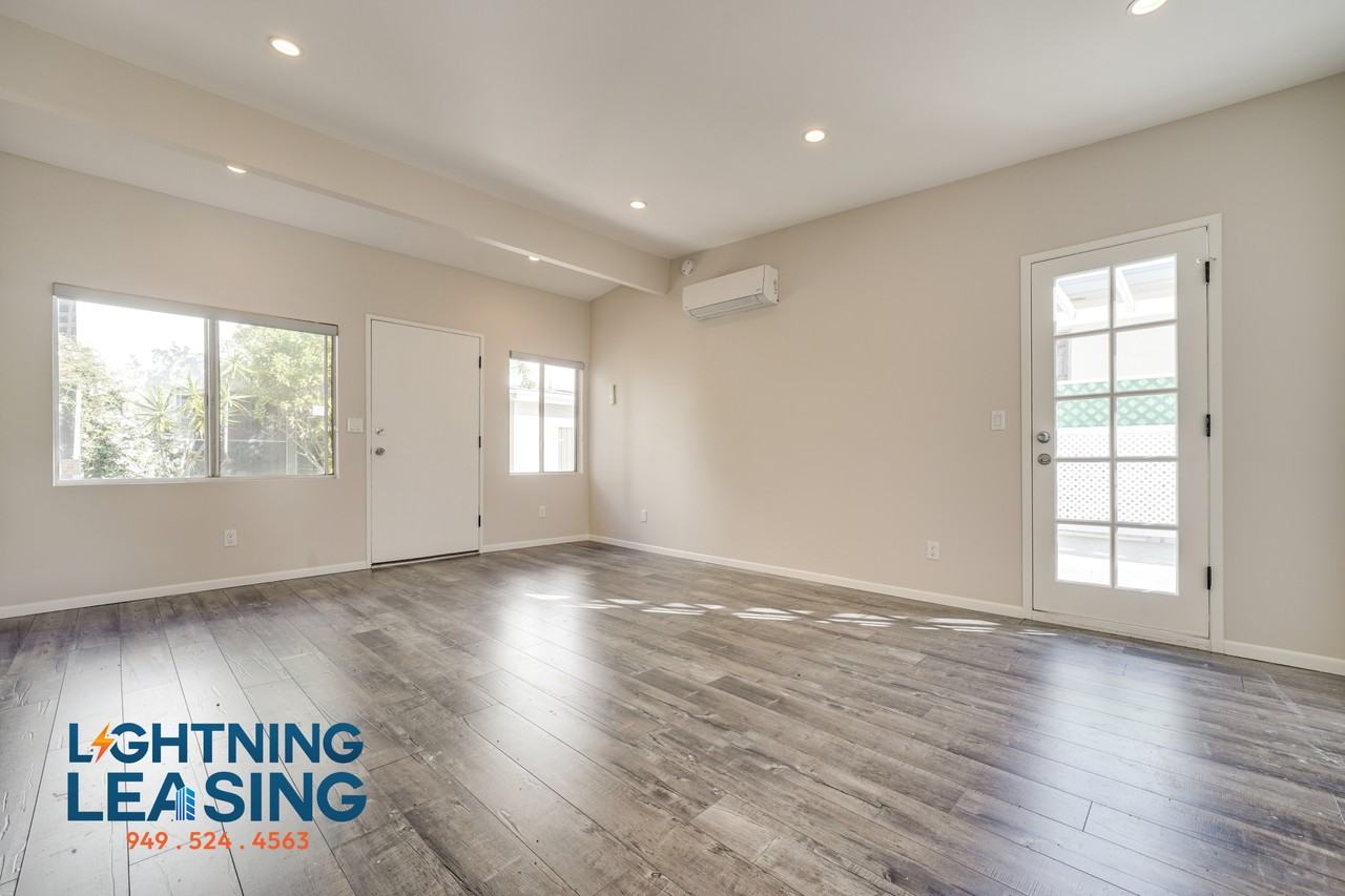 1207 Horn Ave #10 - Photo 6 of 15