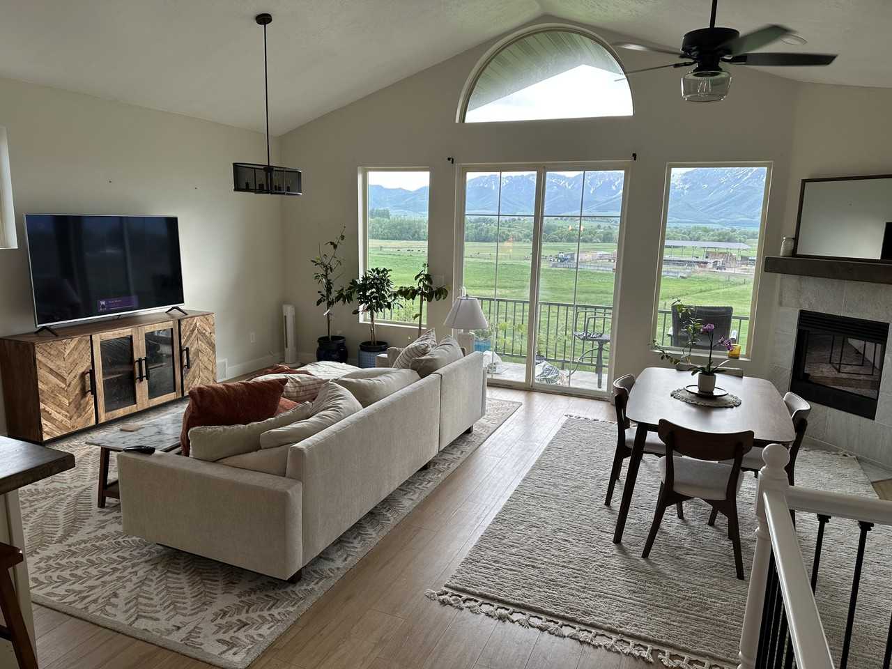 151 N 850 W - Photo 4 of 9