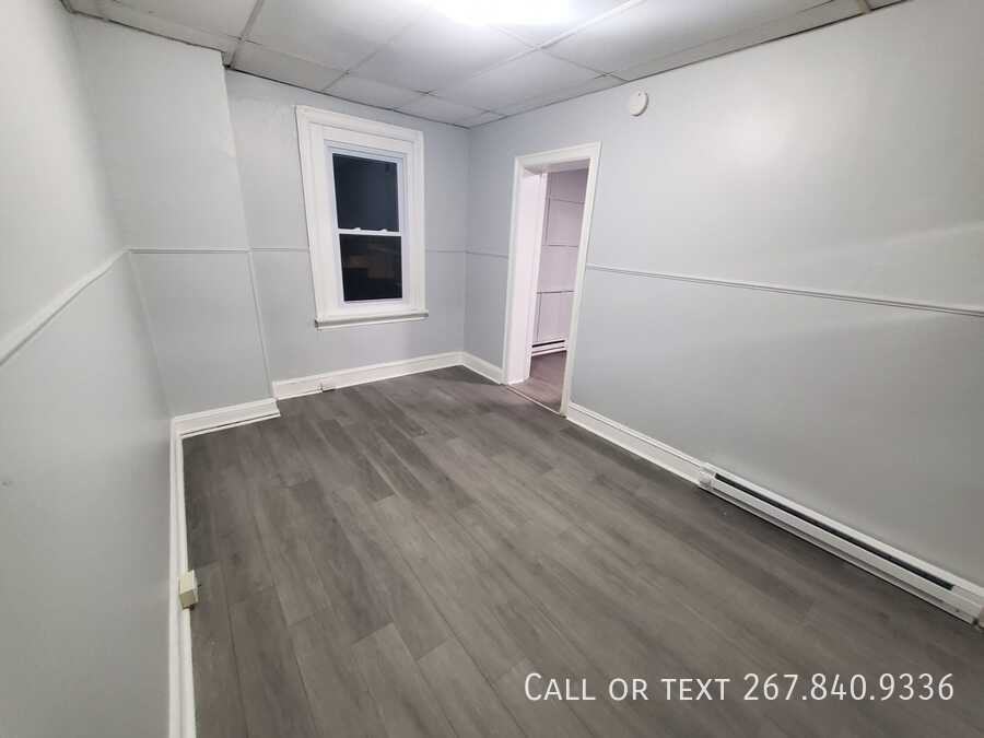 674 Stuyvesant Ave #674-2 - Photo 7 of 8