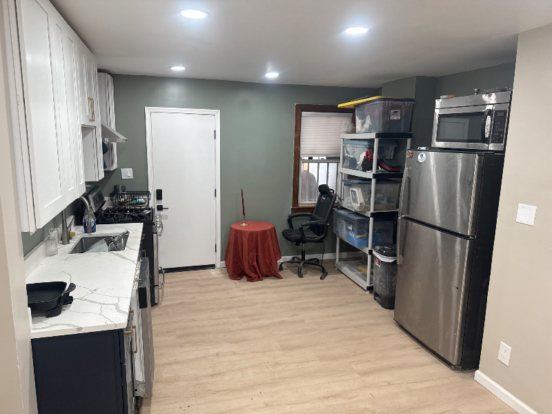 514 S Longwood St - Photo 4 of 6