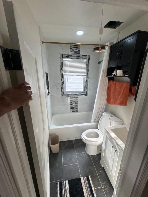 514 S Longwood St - Photo 6 of 6