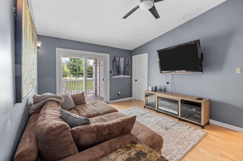 905 Hanna Place Ct #A - Photo 3 of 12