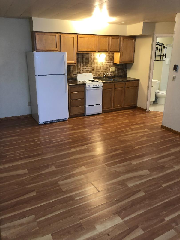 429 E Broadway St #6 - Photo 2 of 11