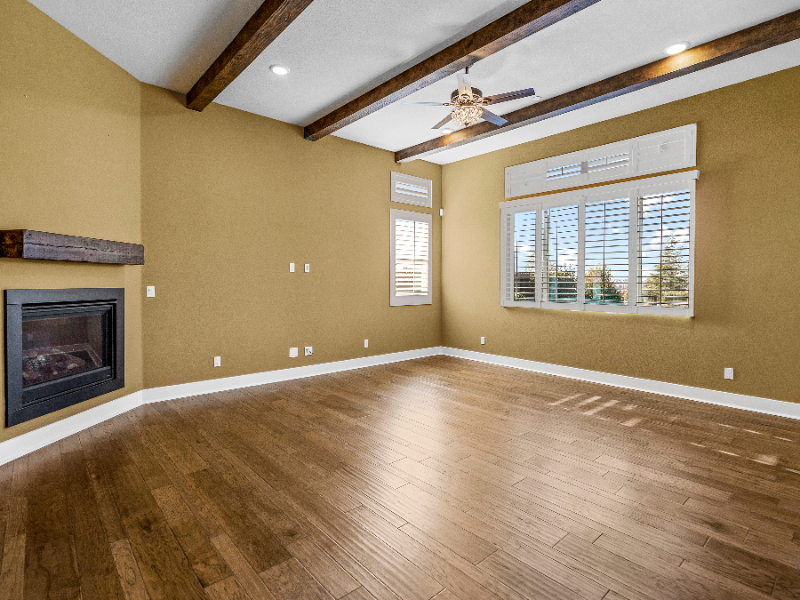 325 Eagle Creek Ct - Photo 4 of 20