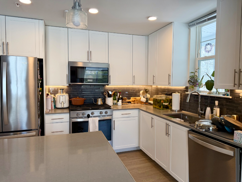 2912 Mayflower Cir - Photo 2 of 14