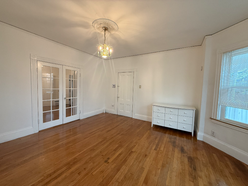 466 Beech St #1 - Photo 3 of 20
