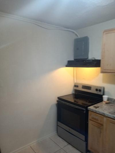 3830 Bunche St - Photo 3 of 9