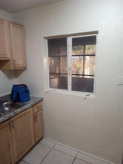 3830 Bunche St - Photo 4 of 9