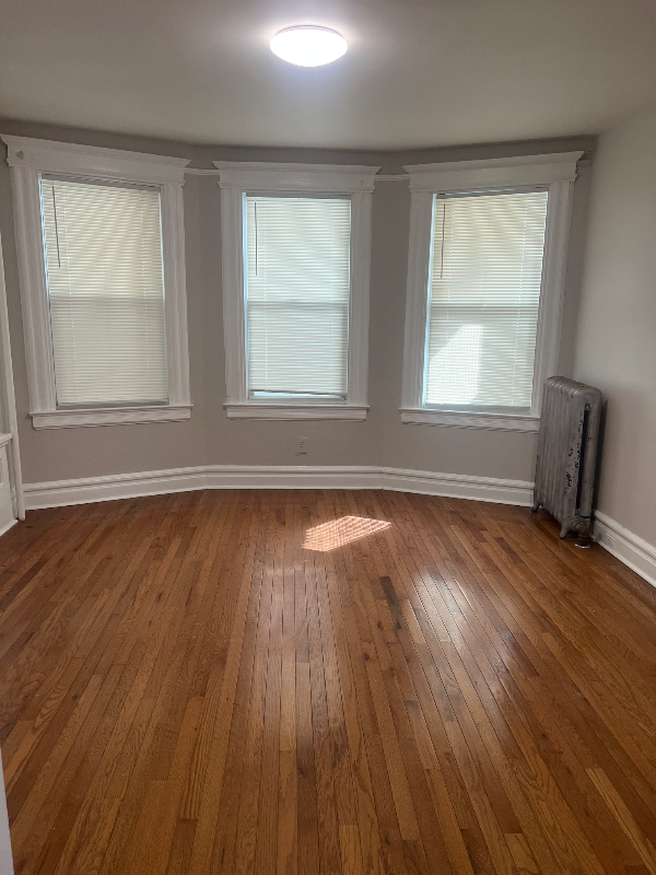 63 Coit St - Photo 3 of 11