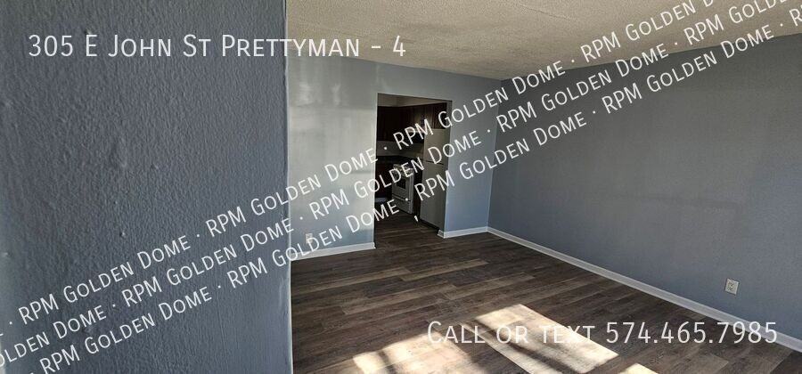 305 E John St #4 - Photo 2 of 13