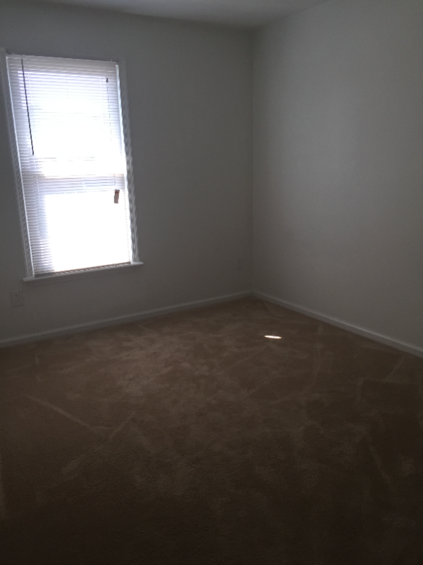 728 Kennesaw Vt - Photo 7 of 13