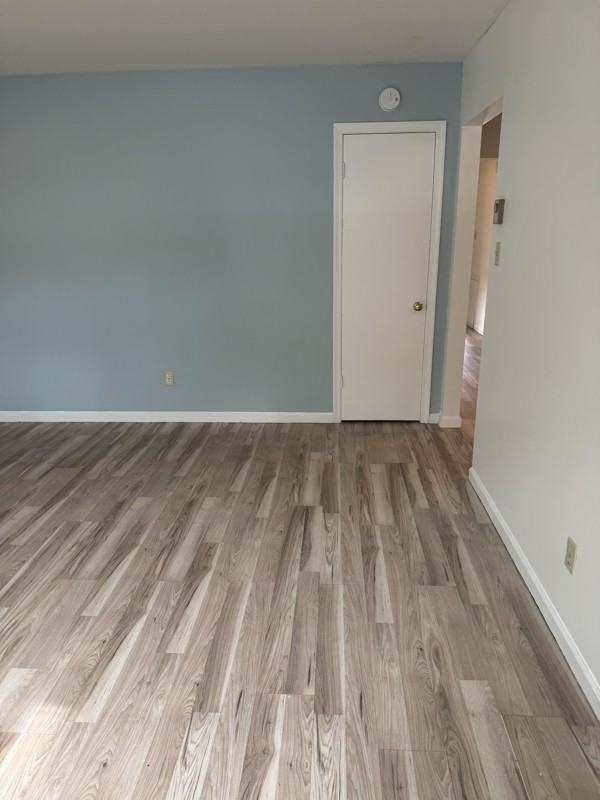 2219 Oak St #B - Photo 5 of 13