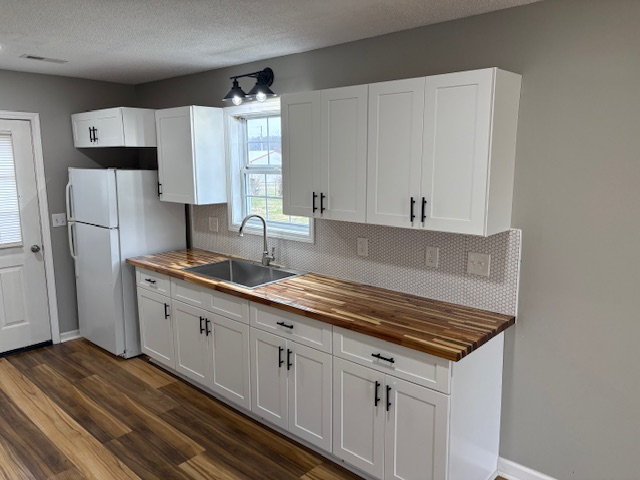 2158 Highland Lick Rd - Photo 2 of 8