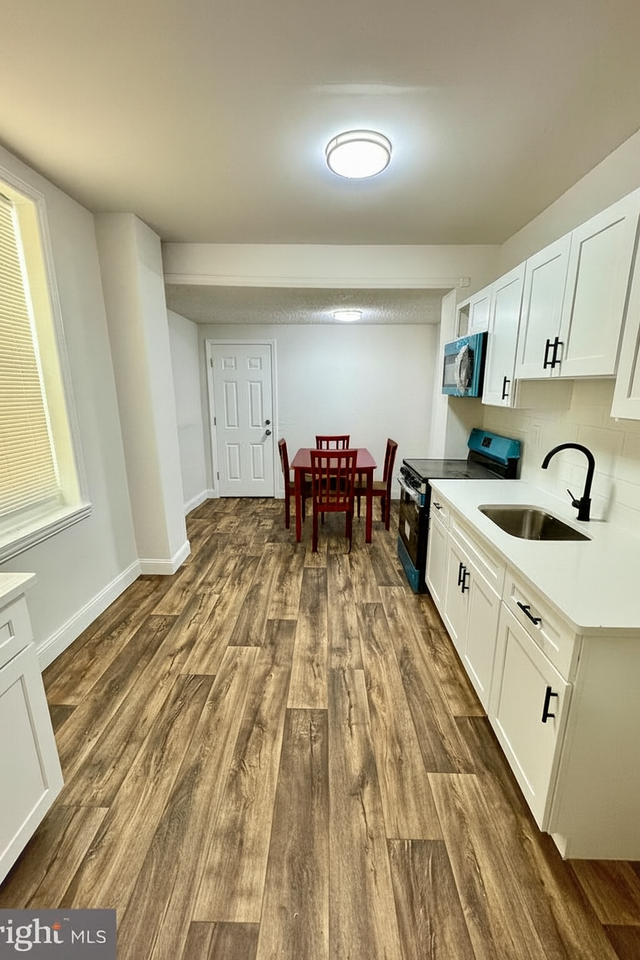 3125 Ruth St - Photo 2 of 13