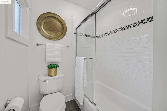 1146 Masonic Ave ##Ca - Photo 2 of 16