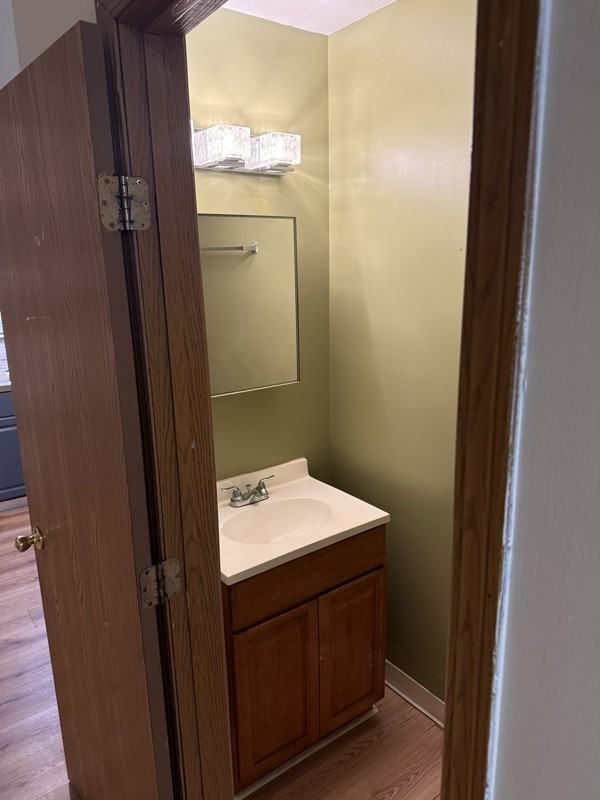 1016 Wheelock Rd - Photo 6 of 13