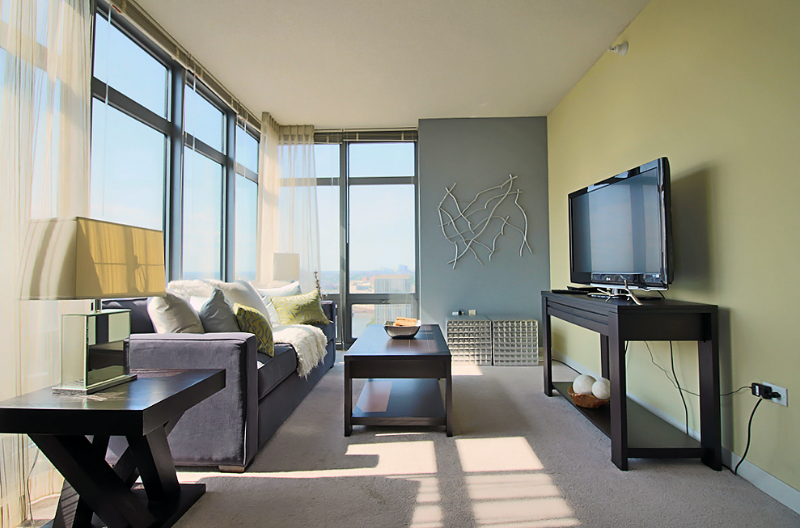 546 W Kinzie St - Photo 2 of 19