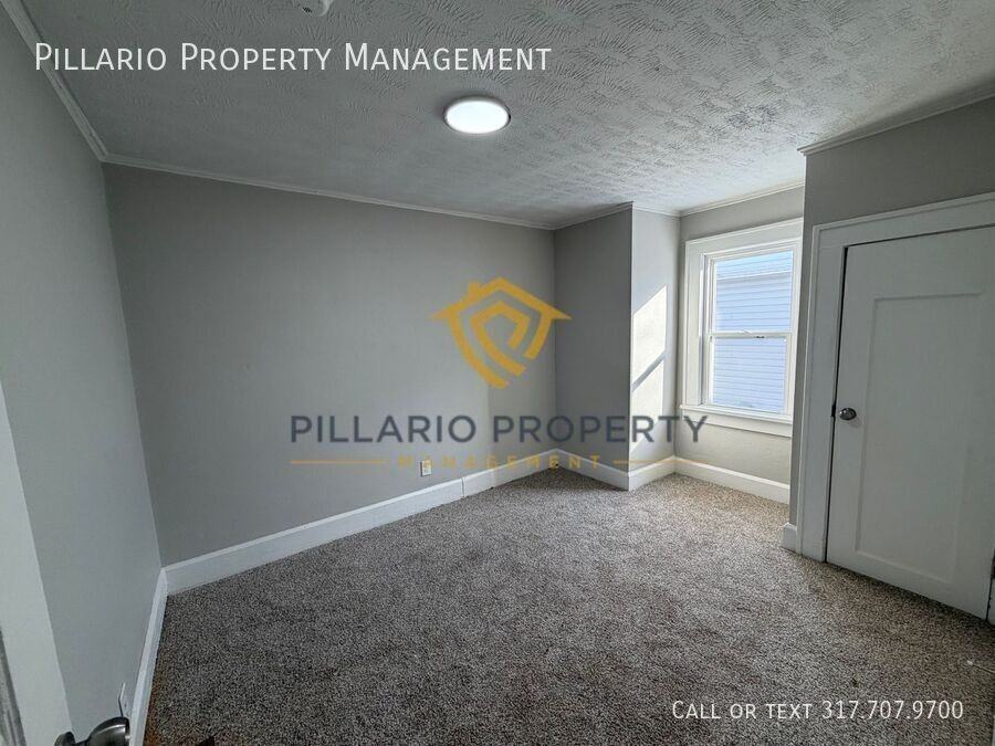 711 W 22nd St #1 - Photo 7 of 9