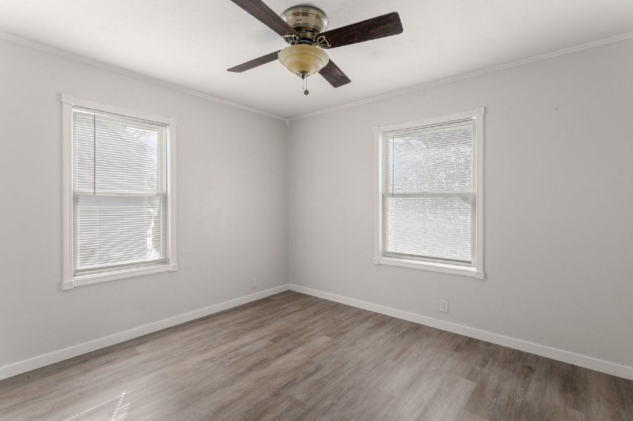 724 Northwood Dr - Photo 6 of 21