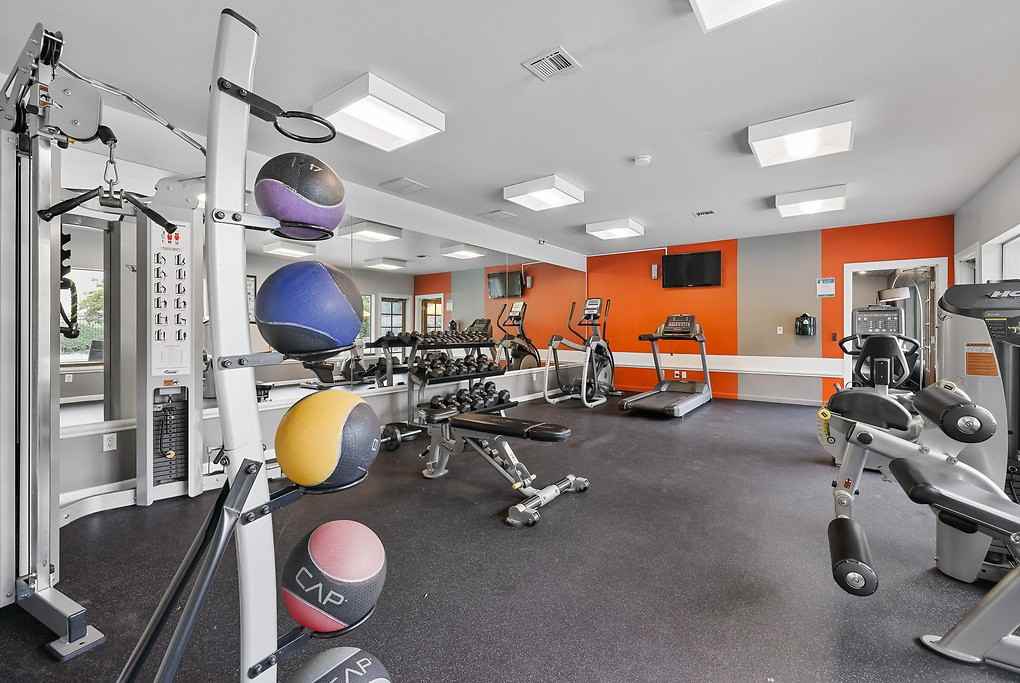 Cedar Terrace - Photo 4 of 41