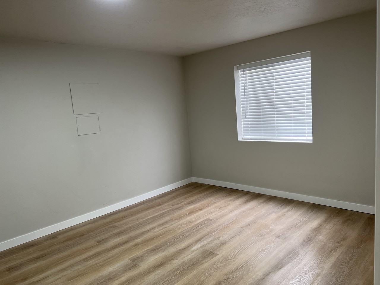 2136 W Theresa Cv #NA - Photo 7 of 7