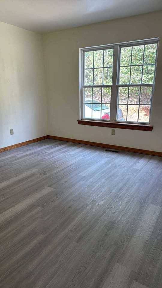 302 Spruce St #3 - Photo 5 of 5