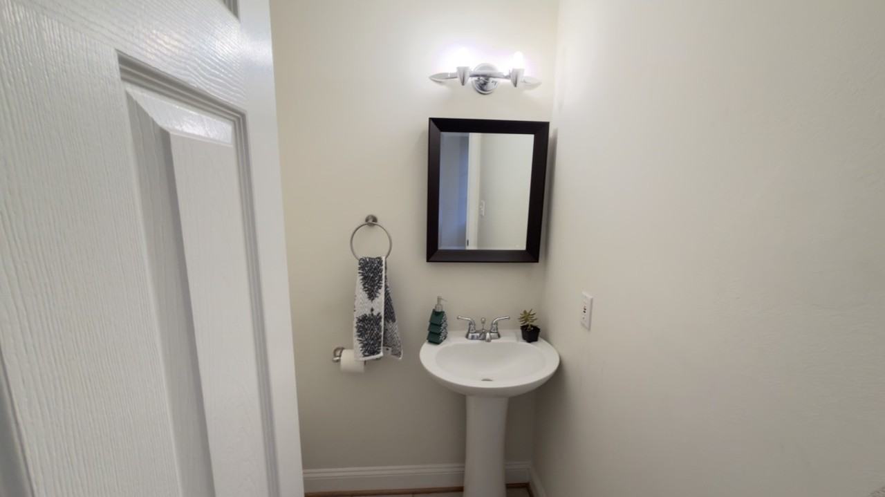 1504 Marshall St #NA - Photo 6 of 12