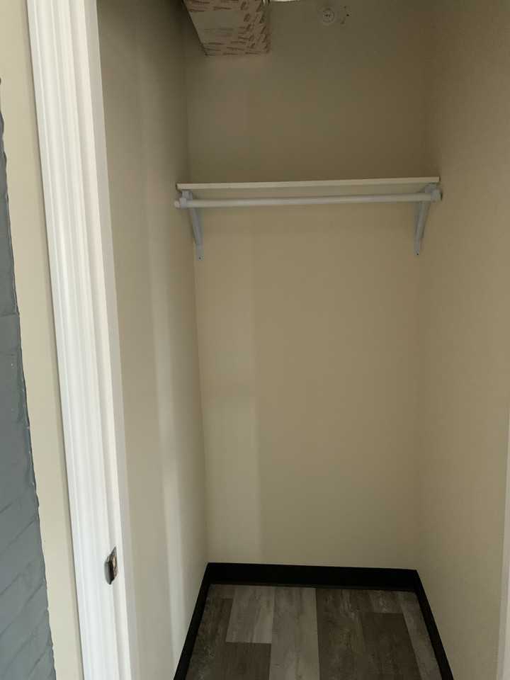 533 E Orange St #2B - Photo 4 of 13