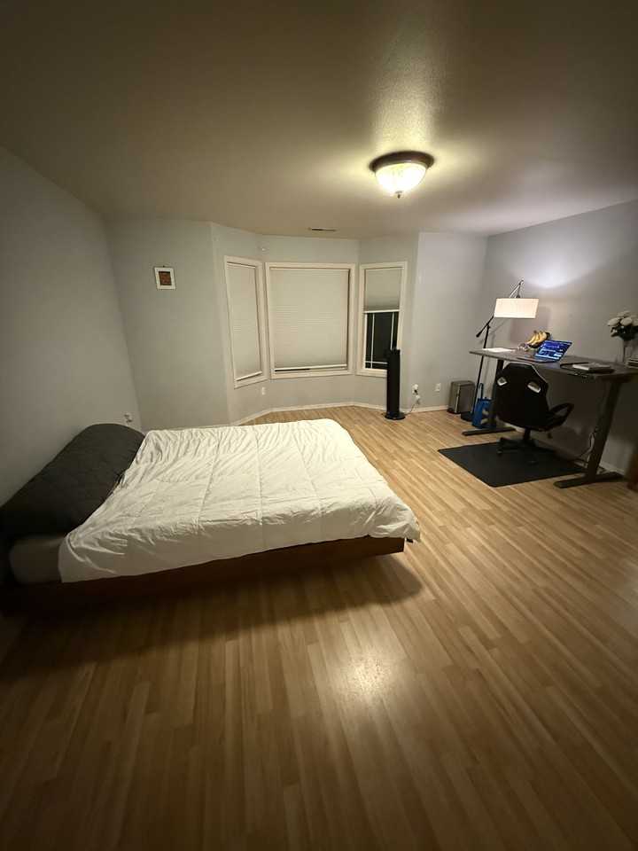 4910 Guemes Ln #2 - Photo 2 of 4