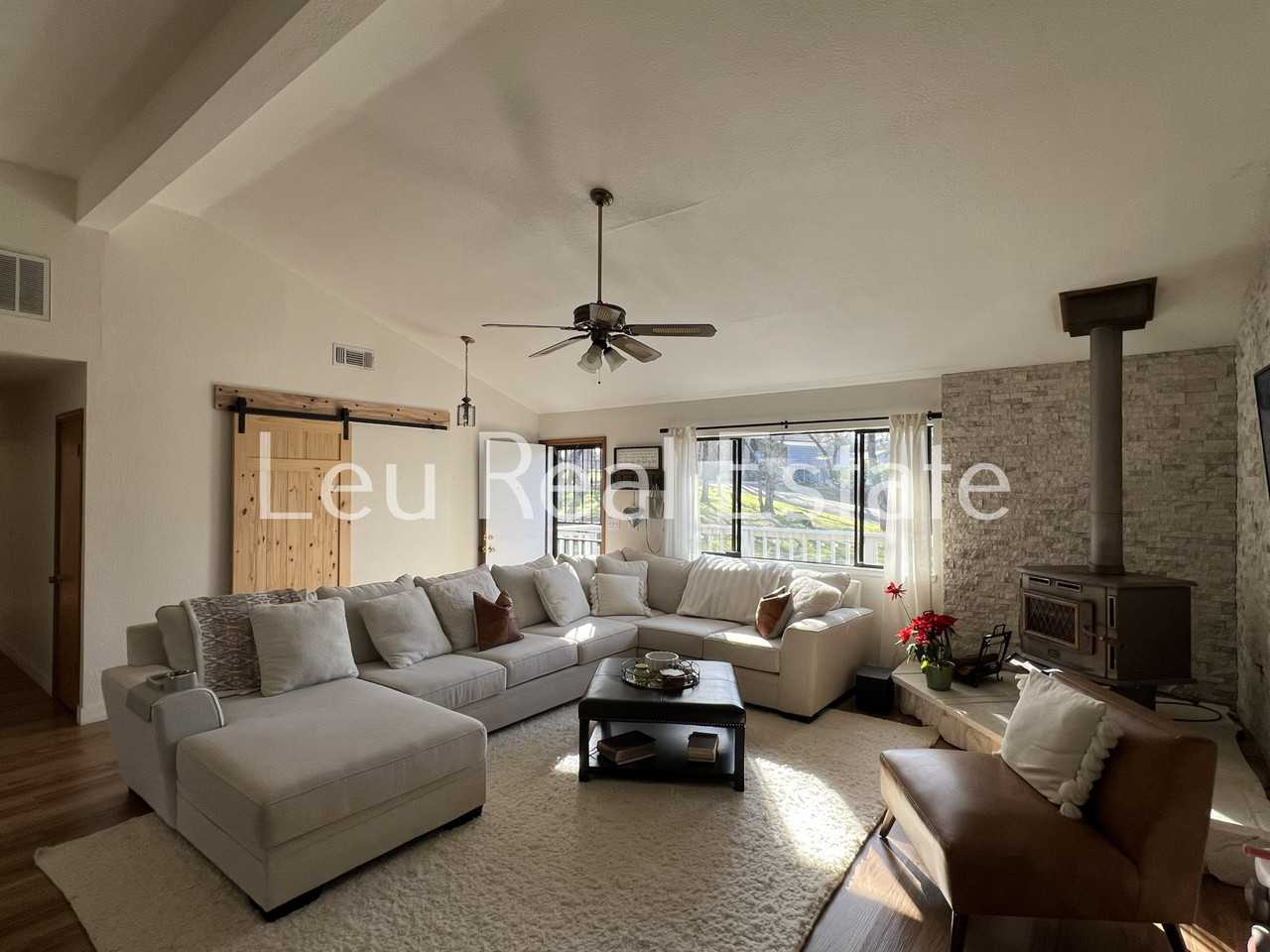 3291 Maverick Ct #NA - Photo 4 of 10